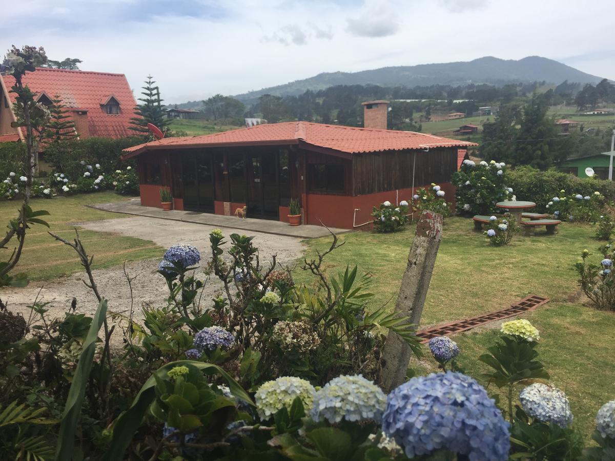 Hotel Chalets Los Volcanes Fraijanes Экстерьер фото