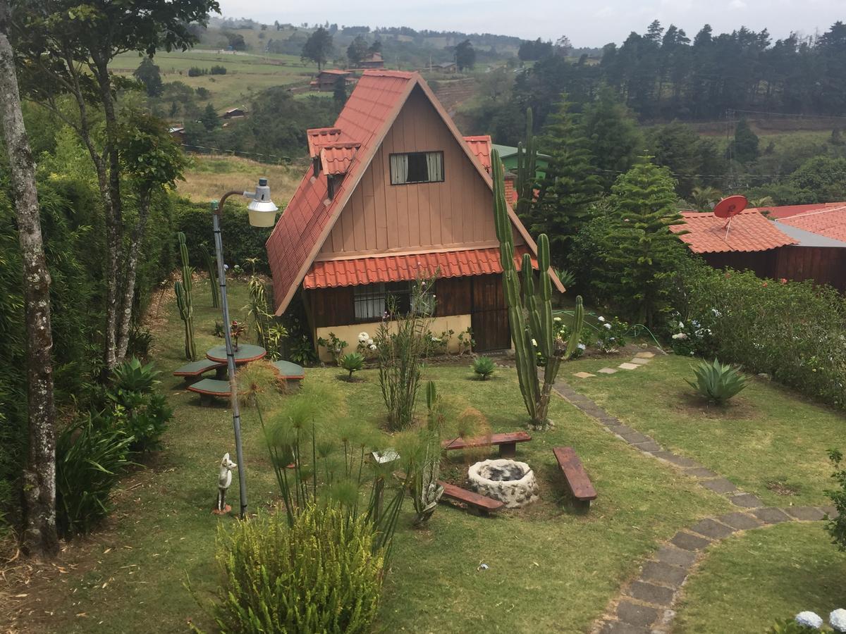 Hotel Chalets Los Volcanes Fraijanes Экстерьер фото